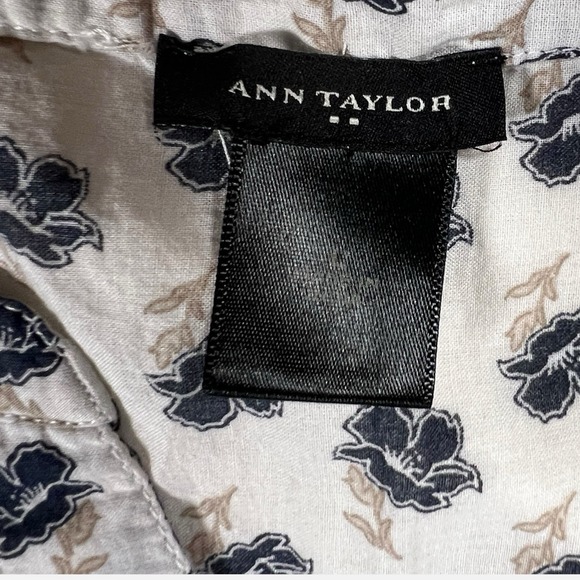 Ann Taylor Blue L Floral Babydoll Blouse Beach Boho Hippie Coastal Cowgirl Prep - Picture 7 of 11